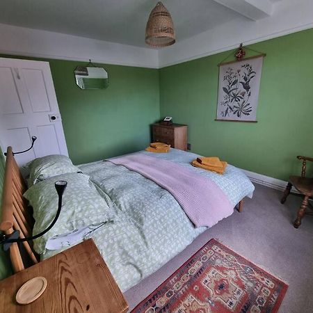 Cheerful Two Bedroom Cottage In The Forest Of Dean Lydbrook Exterior photo
