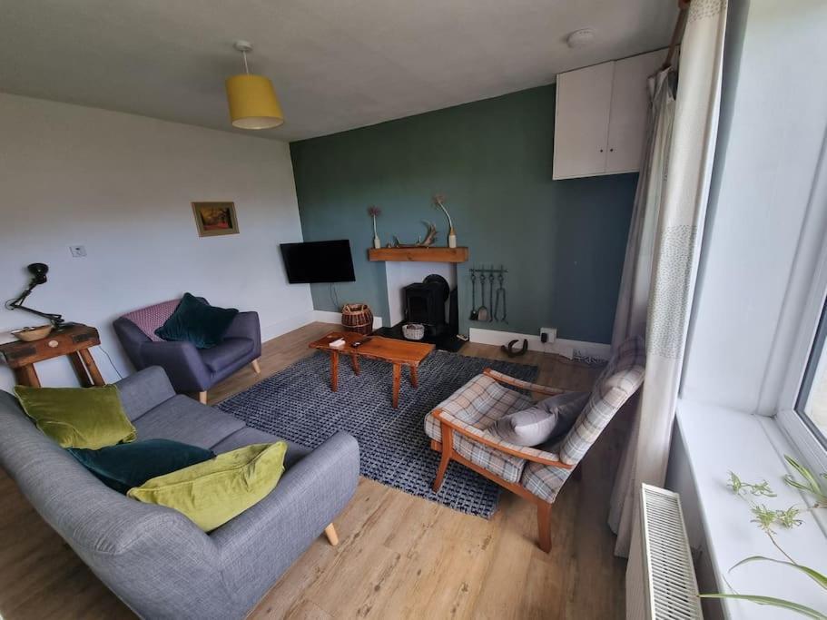 Cheerful Two Bedroom Cottage In The Forest Of Dean Lydbrook Exterior photo